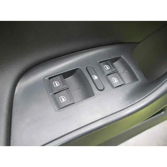 SEAT IBIZA (6J5) '2010 1.4 16V VERDE PISTACHO