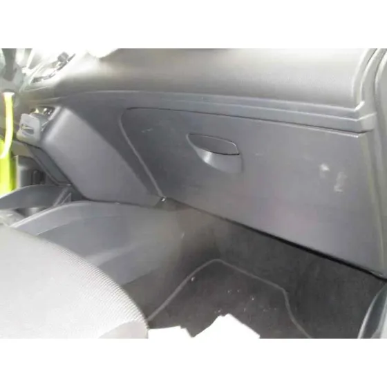 SEAT IBIZA (6J5) '2010 1.4 16V VERDE PISTACHO