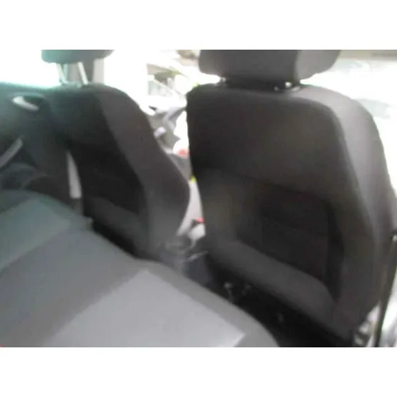 SEAT IBIZA (6J5) '2010 1.4 16V VERDE PISTACHO
