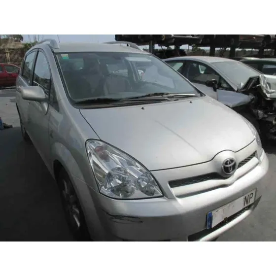 TOYOTA COROLLA VERSO (R1) '2005 2.0 D-4D SOL PLATA