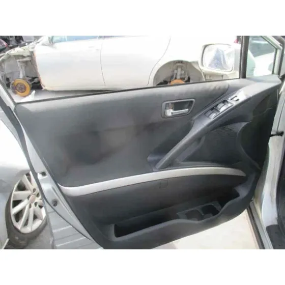 TOYOTA COROLLA VERSO (R1) '2005 2.0 D-4D SOL PLATA