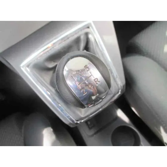 TOYOTA COROLLA VERSO (R1) '2005 2.0 D-4D SOL PLATA