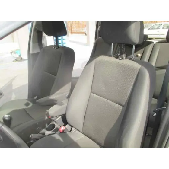 TOYOTA COROLLA VERSO (R1) '2005 2.0 D-4D SOL PLATA