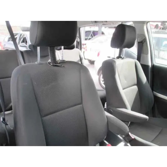 TOYOTA COROLLA VERSO (R1) '2005 2.0 D-4D SOL PLATA