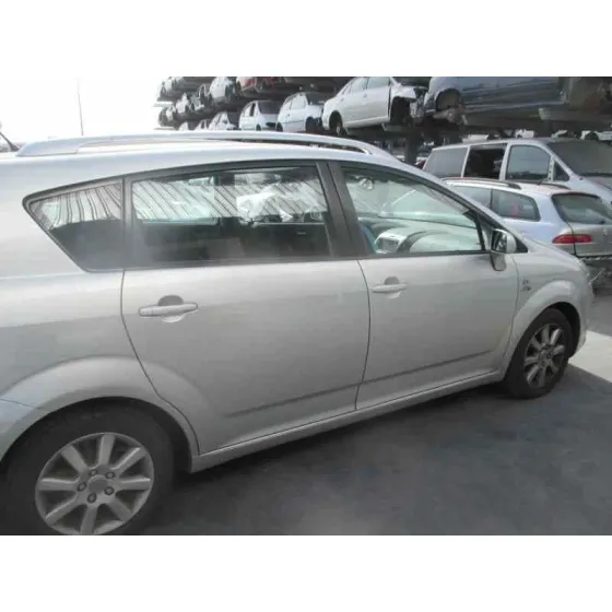 TOYOTA COROLLA VERSO (R1) '2005 2.0 D-4D SOL PLATA
