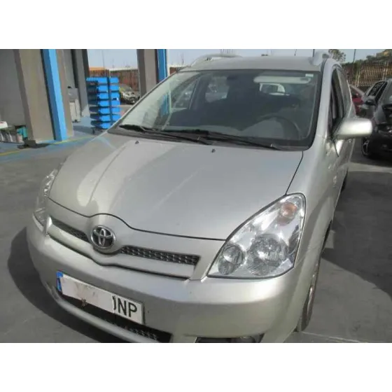 TOYOTA COROLLA VERSO (R1) '2005 2.0 D-4D SOL PLATA