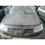 RENAULT MEGANE II BERLINA 3P RENAULT MEGANE II BERLINA 3P '2005 CONFORT AUTHENTIQUE NEGRO 2002