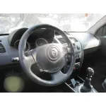 RENAULT MEGANE II BERLINA 3P RENAULT MEGANE II BERLINA 3P '2005 CONFORT AUTHENTIQUE NEGRO 2002