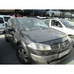 RENAULT MEGANE II BERLINA 3P RENAULT MEGANE II BERLINA 3P '2005 CONFORT AUTHENTIQUE NEGRO 2002