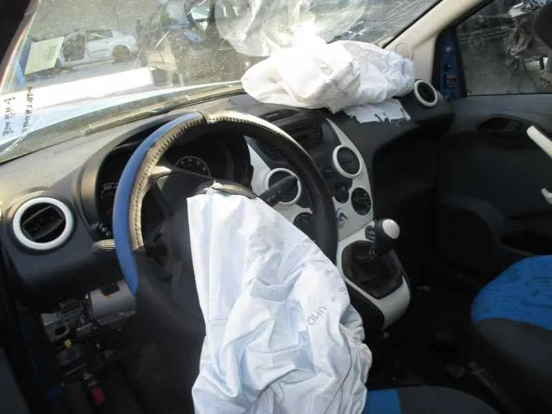 FORD KA (CCU) FORD KA (CCU) '2014 GRAND PRIX III AZUL 2013
