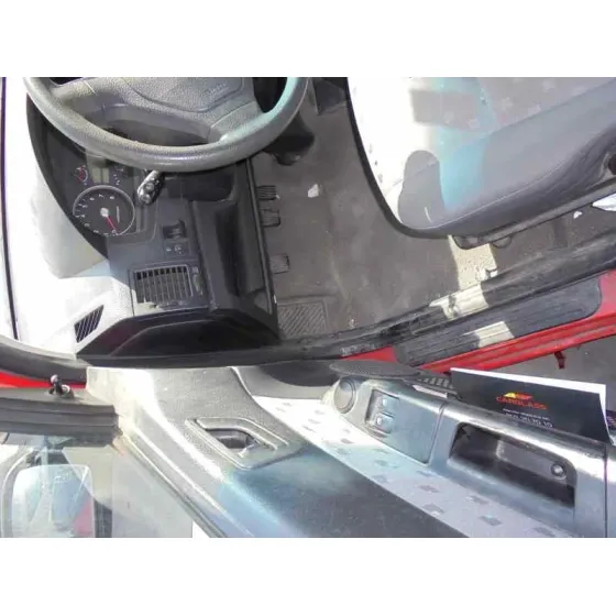 HYUNDAI GETZ (TB) '2004 1.1 BASICO ROJO