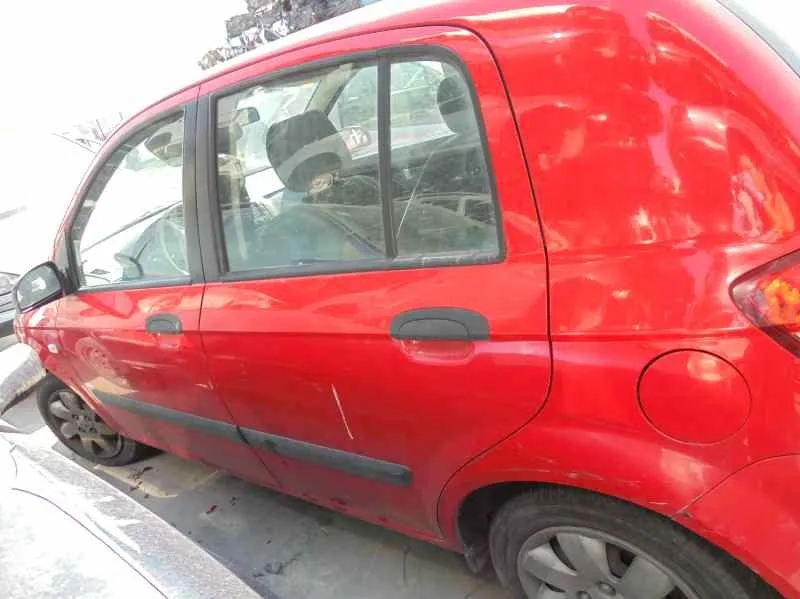 HYUNDAI GETZ (TB) '2004 1.1 BASICO ROJO