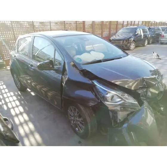 TOYOTA YARIS '2018 HYBRID ACTIVE GRIS