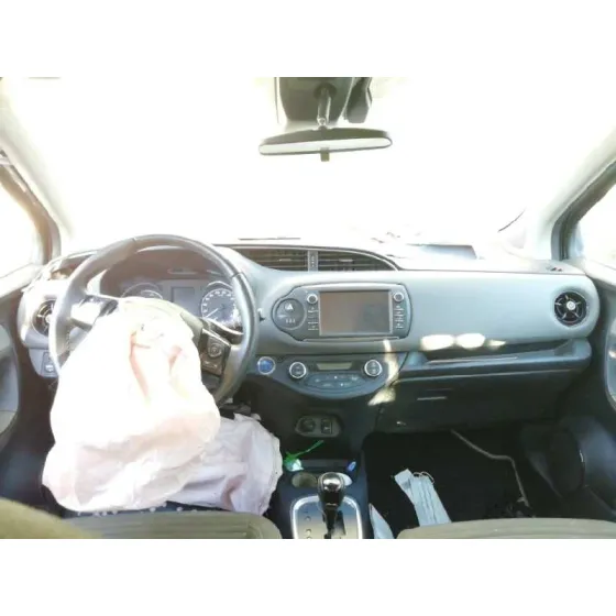 TOYOTA YARIS '2018 HYBRID ACTIVE GRIS
