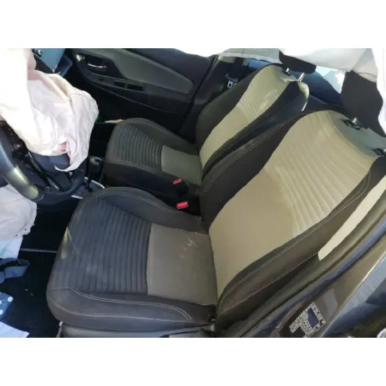 TOYOTA YARIS '2018 HYBRID ACTIVE GRIS