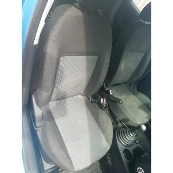 FORD FIESTA (CBK) '2004 1.4 16V CAT AZUL