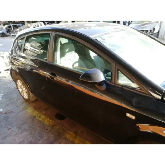 SEAT LEON (1P1) '2010 STYLANCE / STYLE NEGRO