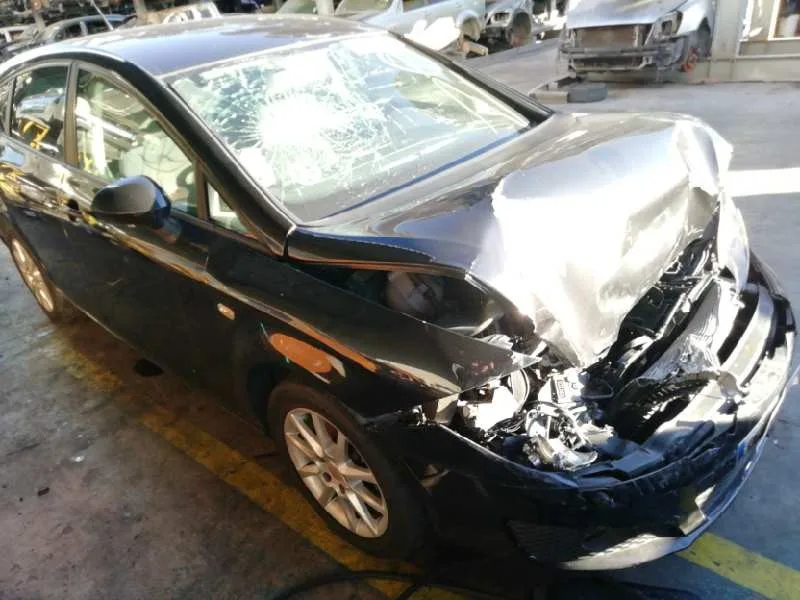 SEAT LEON (1P1) '2010 STYLANCE / STYLE NEGRO