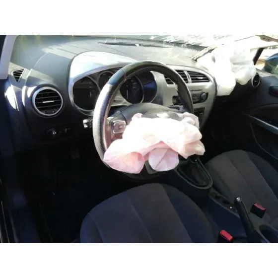 SEAT LEON (1P1) '2010 STYLANCE / STYLE NEGRO