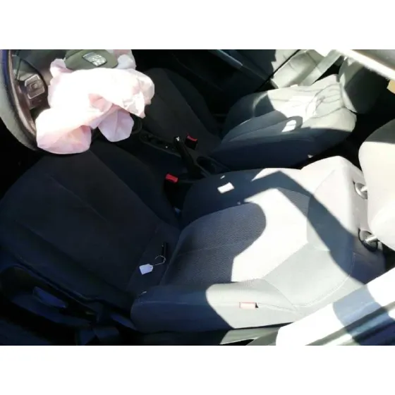 SEAT LEON (1P1) '2010 STYLANCE / STYLE NEGRO