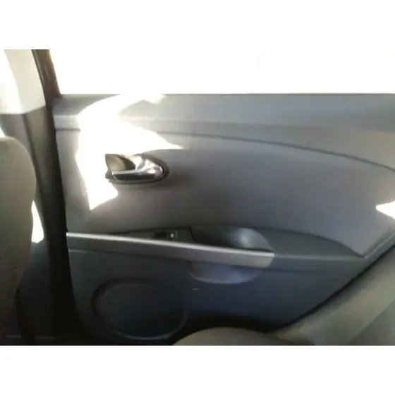 SEAT LEON (1P1) '2010 STYLANCE / STYLE NEGRO