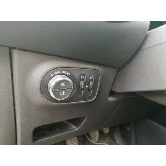OPEL CORSA E '2016 1.3 16V CDTI BLANCO