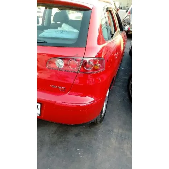 SEAT IBIZA (6L1) '2004 COOL ROJO