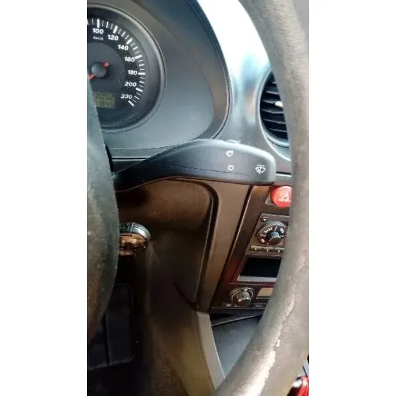SEAT IBIZA (6L1) '2004 COOL ROJO