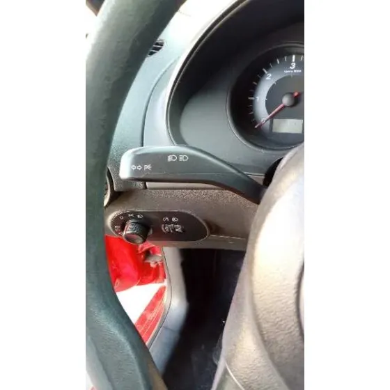 SEAT IBIZA (6L1) '2004 COOL ROJO
