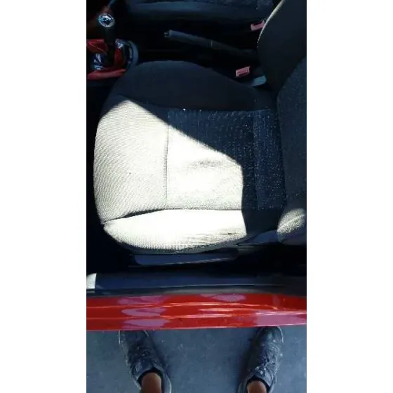 SEAT IBIZA (6L1) '2004 COOL ROJO