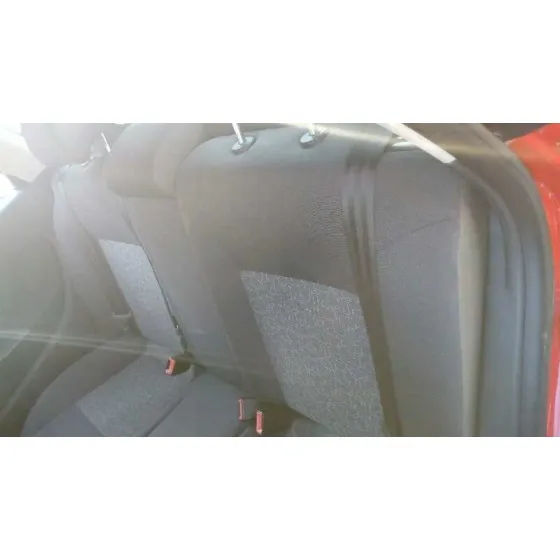 SEAT IBIZA (6L1) '2004 COOL ROJO