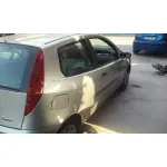 FIAT PUNTO BERLINA (188) FIAT PUNTO BERLINA (188) '2001 1.2 8V PLATA 1999