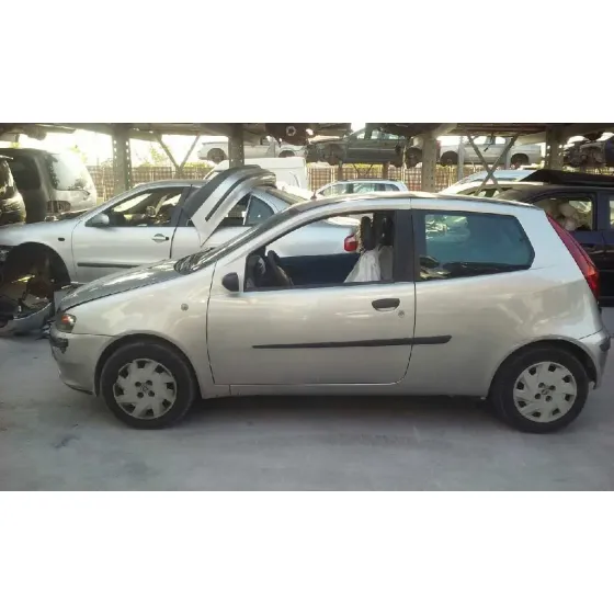 FIAT PUNTO BERLINA (188) '2001 1.2 8V PLATA