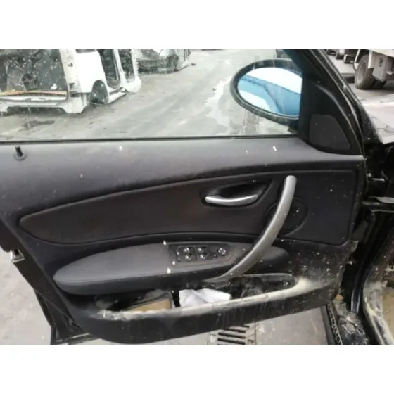 BMW SERIE 1 BERLINA (E81/E87) '2008 2.0 TURBODIESEL CAT NEGRO
