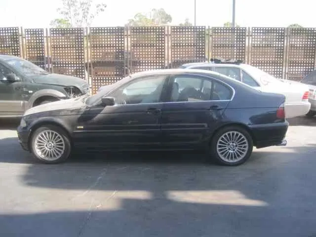 BMW SERIE 3 BERLINA (E46) '2001 330D NEGRO