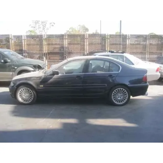 BMW SERIE 3 BERLINA (E46) '2001 330D NEGRO