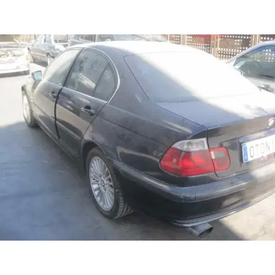 BMW SERIE 3 BERLINA (E46) '2001 330D NEGRO