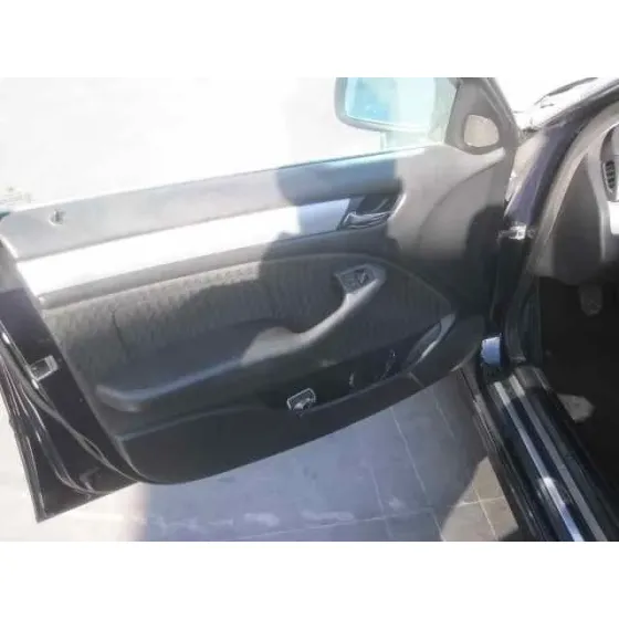 BMW SERIE 3 BERLINA (E46) '2001 330D NEGRO