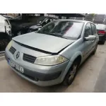RENAULT MEGANE II BERLINA 5P RENAULT MEGANE II BERLINA 5P '2004 CONFORT AUTHENTIQUE GRIS 2002