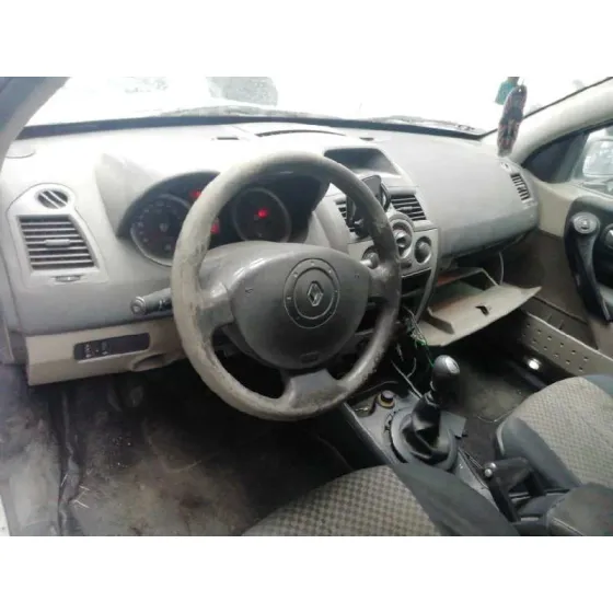 RENAULT MEGANE II BERLINA 5P '2004 CONFORT AUTHENTIQUE GRIS