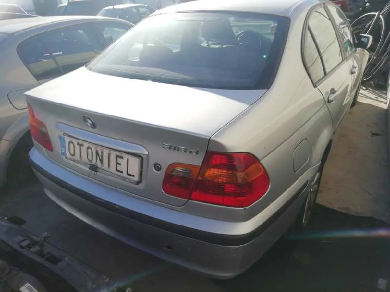 BMW SERIE 3 BERLINA (E46) '2003 318D PLATA