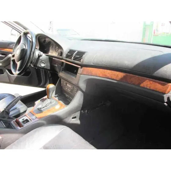 BMW SERIE 5 BERLINA (E39) '2001 3.0 24V TURBODIESEL CAT PLATA