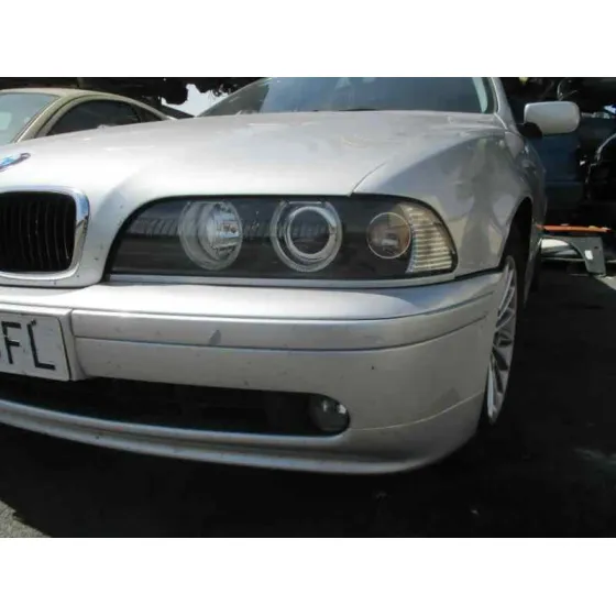 BMW SERIE 5 BERLINA (E39) '2001 3.0 24V TURBODIESEL CAT PLATA