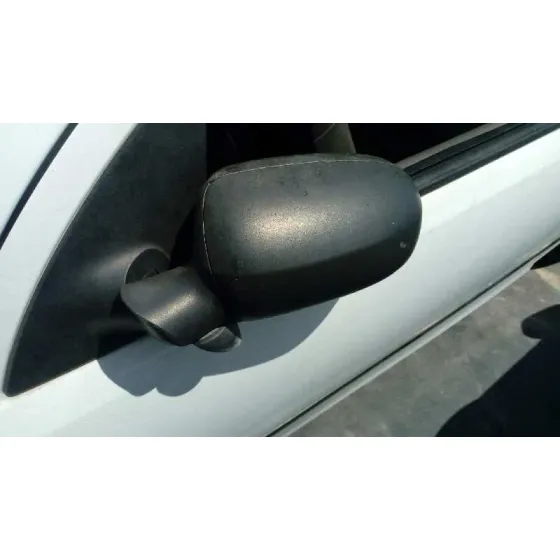 OPEL CORSA C '2000 1.0 12V CAT (Z 10 XE / LW3) BLANCO