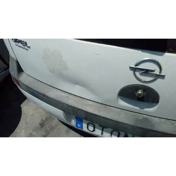 OPEL CORSA C '2000 1.0 12V CAT (Z 10 XE / LW3) BLANCO