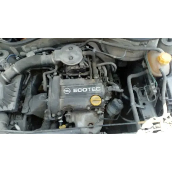 OPEL CORSA C '2000 1.0 12V CAT (Z 10 XE / LW3) BLANCO