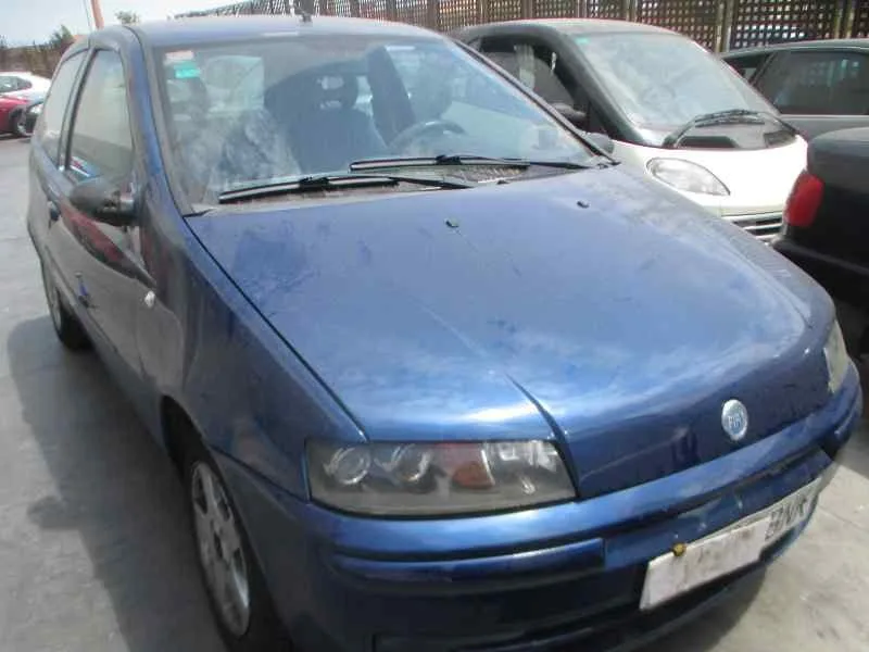 FIAT PUNTO BERLINA (188) '2001 1.9 DIESEL ECO AZUL