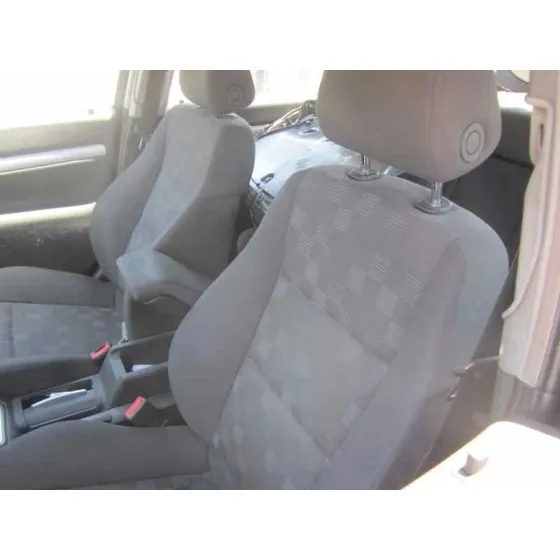 OPEL VECTRA C BERLINA '2004 COMFORT NEGRO