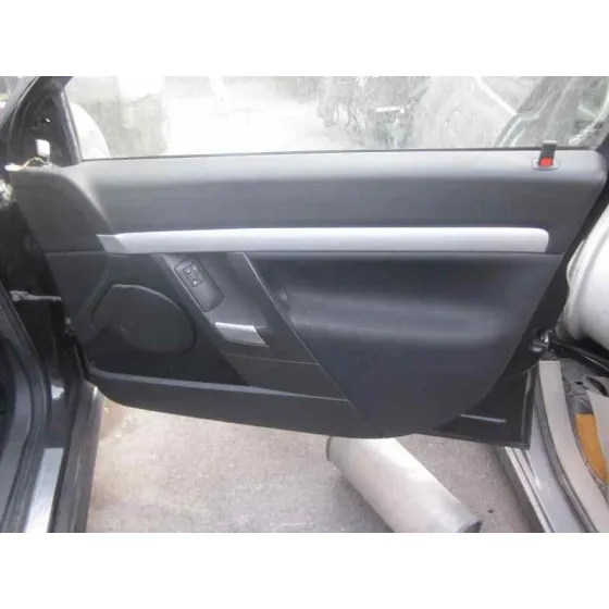 OPEL VECTRA C BERLINA '2004 COMFORT NEGRO