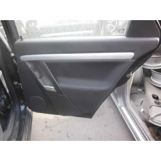 OPEL VECTRA C BERLINA '2004 COMFORT NEGRO
